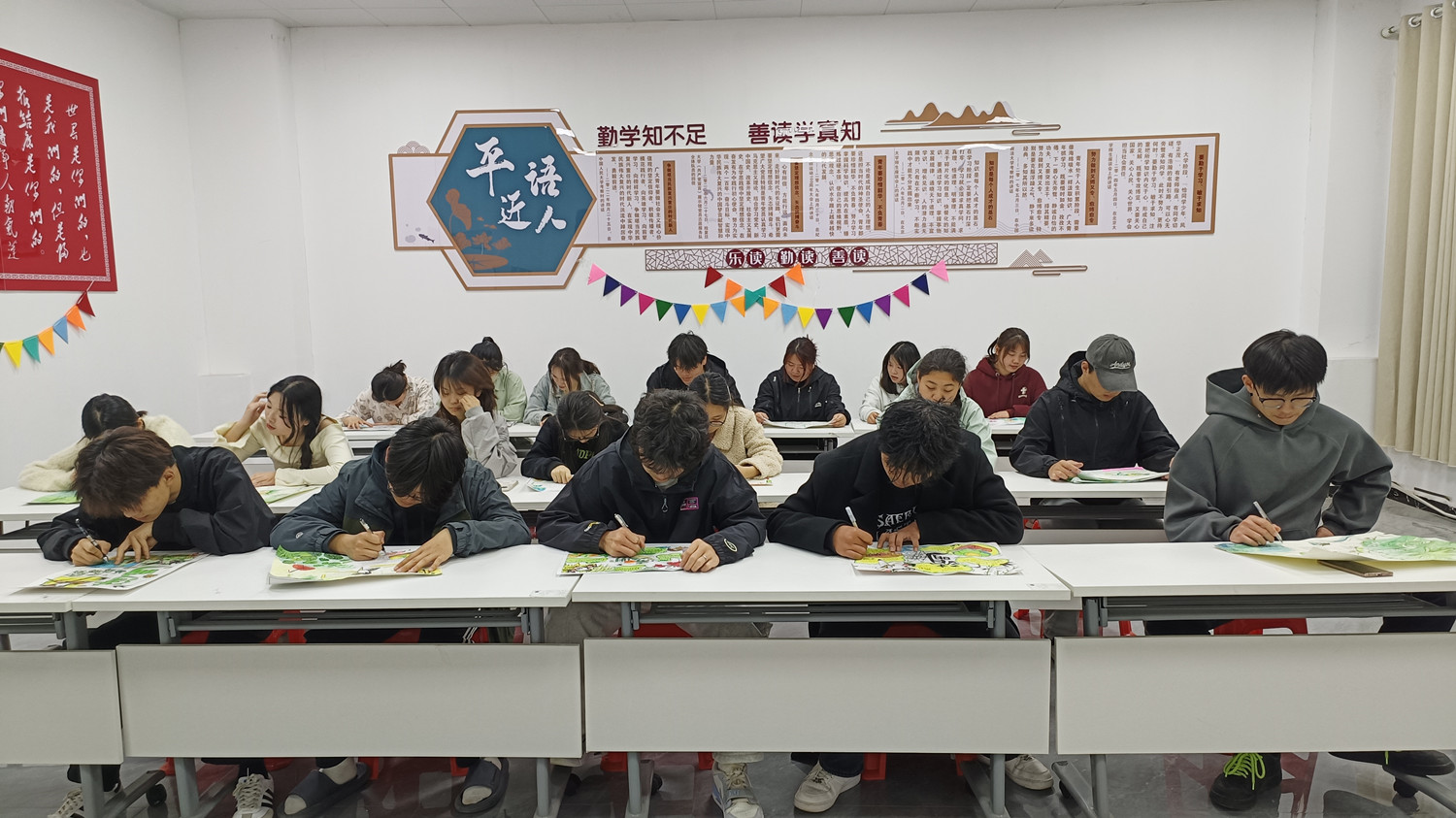 緬懷先烈寄哀思，傳承文化潤心田——博學書院開展“緬懷先烈,傳承清明文化”主題教育活動